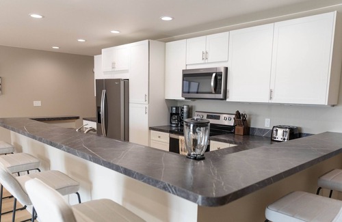 Caseville Condo | Luxury Condo Overlooking Marina