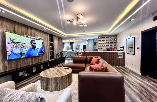 Ikoyi Apartment | Luxury, Contemporary 4-bed Apartment in Ikoyi