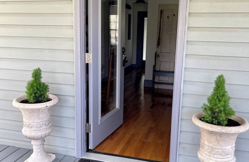 Spencer Cottage | Luxury Cottage Escape Near Fall Creek Falls Park