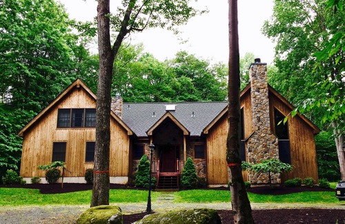 Monticello House | Luxury Country Home in the Swinging Bridge Lake Community