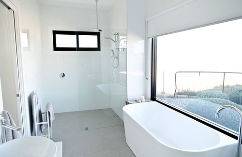 High Range Other | Luxury Farm Getaway - Stunning Southern Highlands Views
