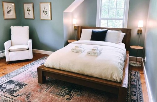 South Hampton House | Luxury Farmhouse near Newburyport