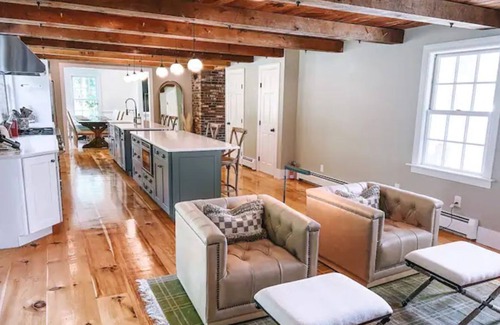 South Hampton House | Luxury Farmhouse near Newburyport