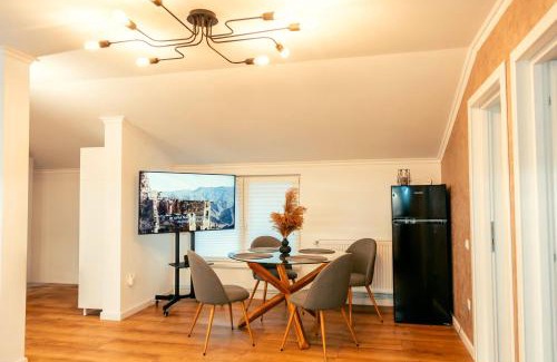 Tirgu Mures Apartment | Luxury Glen