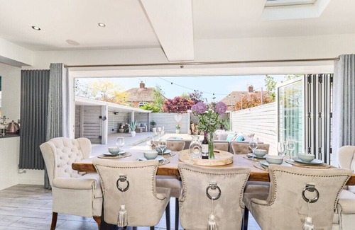Greasby House | Luxury Greasby Retreat | Near Holylake & Liverpool