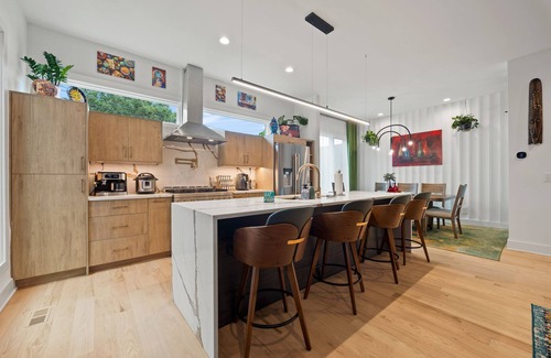 Reynoldstown House | Luxury Home 4BR/4.5BA,City Views+HotTub+GameRoom