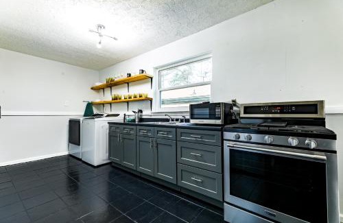 Atlanta Apartment | Luxury home 5 mins to Mercedes-Benz Stadium
