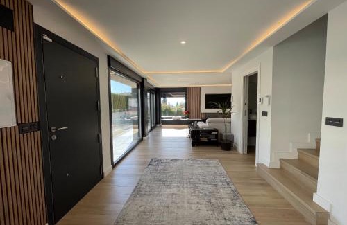 Peligros Villa | Luxury Home in Granada with Heated Pool