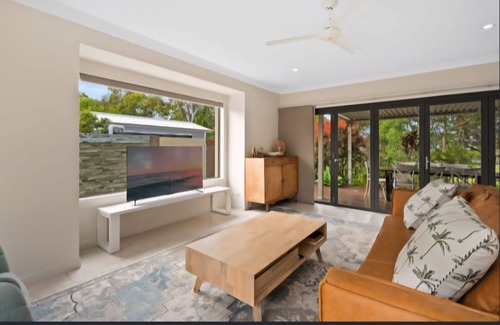 Peregian Beach House | Luxury home on Golf Course with pool