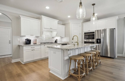 Gulfport House | Luxury Home Walk to Beach/Restaurants EV Charger/new construction built 2022