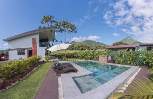 La Fortuna House | Luxury House+Volcano View+Pool