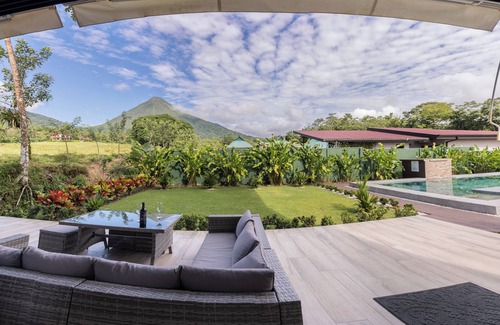 La Fortuna House | Luxury House+Volcano View+Pool