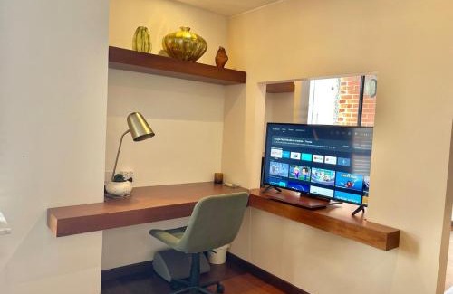 Financial District Apartment | Luxury I Style I Central Stay in Rosales