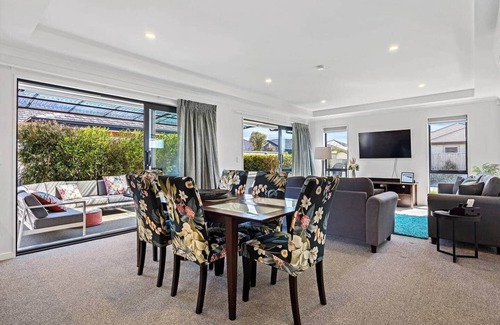 Kaiapoi House | Luxury in Silverstream