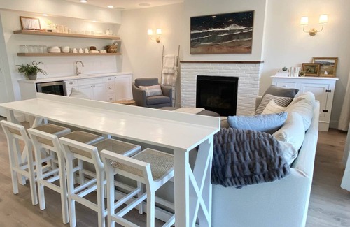 Ogden House | Luxury Lake Front Ski Home 5 min from SnowBasin