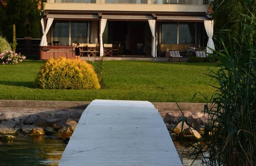 Balatonoszod Villa | Luxury Lakefront Villa with Private Pier & Jacuzzi. Private Beach!