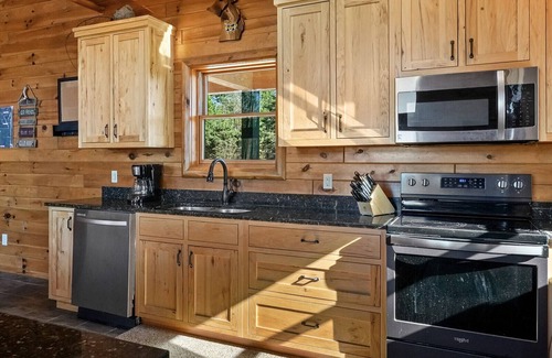 Manton Cabin | Luxury Lodge on 120 Acres!