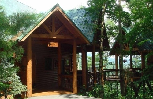 Summer Hill House | Luxury Log Home overlooking Mountains & Lake Glenville in a Gated Community.