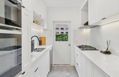 Pyrmont House | Luxury Modern 2-Story Townhouse in Sydney CBD