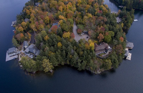 Muskoka Lakes Villa | Luxury Modern Build in Central Lake Joe! Tennis court! Boathouse accommodations!