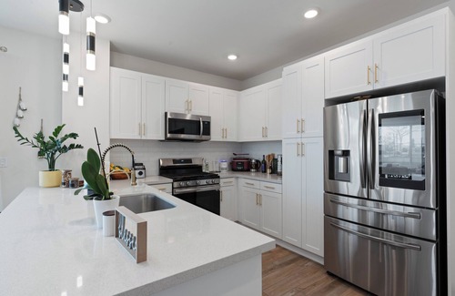 Ontario House | Luxury Modern Prime 3/2 Brand New Home Near Ontario Airport