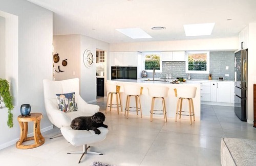 Mooloolaba House | Luxury Mooloolaba Retreat with Spa and Pool