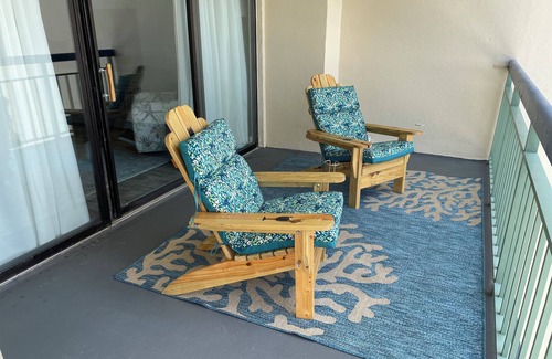 Ash Condo | Luxury OCEAN FRONT, Excellent view! Everything your vacation should be!