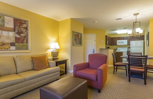 Williamstown Resort | Luxury one bedroom and one bathroom unit with full amenities