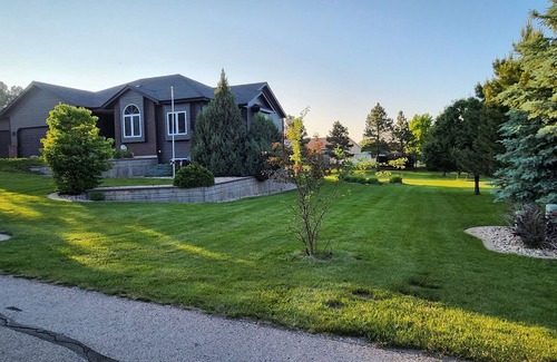 Summerset House | Luxury, Private,Relaxation with beautiful quiet area in the heart of the hills