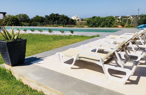 Benagil Villa | Luxury Quinta with privacy and a large pool and ocean view