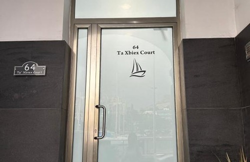 Msida Apartment | Luxury Seafront Apartment 3BR Ta Xbiex