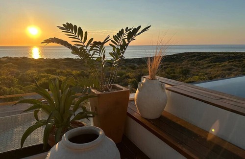 Vinorama Villa | Luxury Seaside Villa For 8 adults Beach-Spa-Pool
