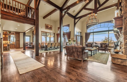 Deer Valley Ski Chalet | Luxury Ski-In-Out Mountain Retreat in Park City Elegant Comfort & Unbeatable Location