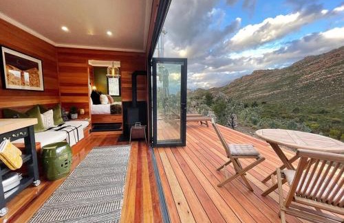 Breede Valley Ski Chalet | Luxury Solace Cabin - River Cabin