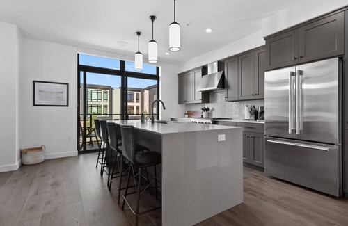 Ashwaubenon House | Luxury Townhome in Exclusive Titletown District