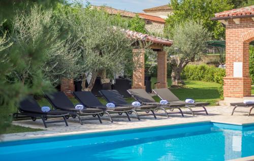 Barat Villa | Luxury Unique Stone Villa Rustica in Istria