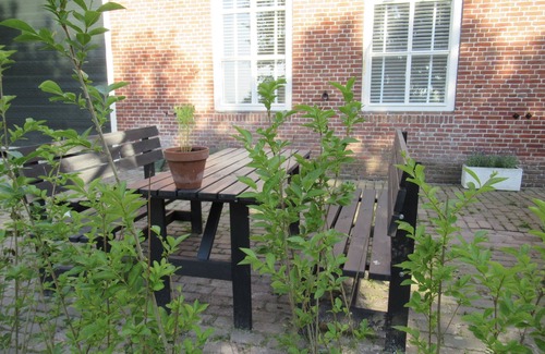 Lioessens Apartment | Luxury vacation studio near the Wadden Sea with its own private sauna.