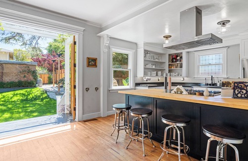 Petaluma House | Luxury Victorian in Downtown Petaluma