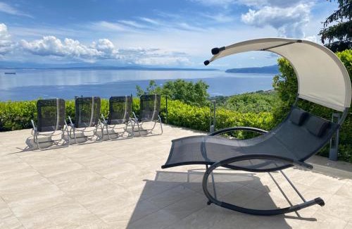 Opatija Villa | Luxury VILLA ETERNITY - marvelous sea view - box spring beds - Opatija-Poljane