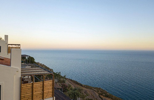 Agios Vasileios House | Luxury "Villa Spyros" with sea view