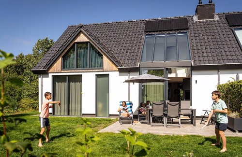 De Koog Villa | Luxury villa with 3 bathrooms, sea at 400 m.