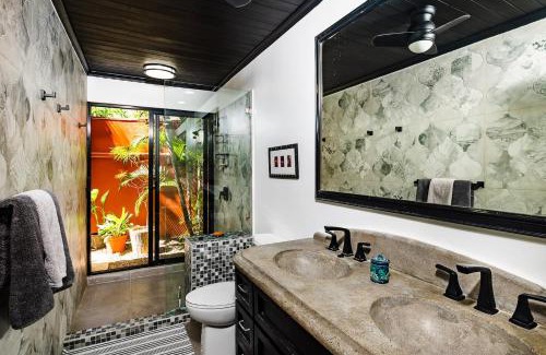 Playa Langosta House | Luxury Villa With Beach Access And A Private Pool