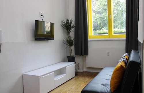 Liben Apartment | LYLY APARTMENT - Modern apartment with free parking