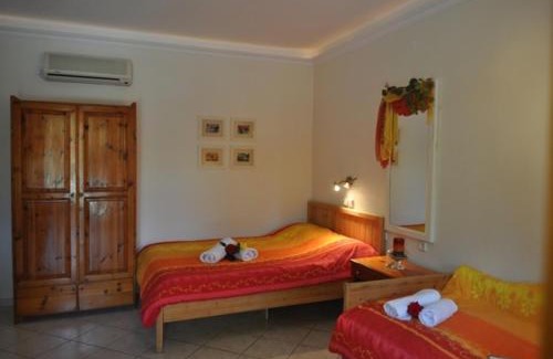 Potos Apartment | Lysistrata Bungalows