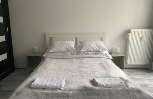 Jozsefvaros Apartment | Márton Residence with FREE PARKING