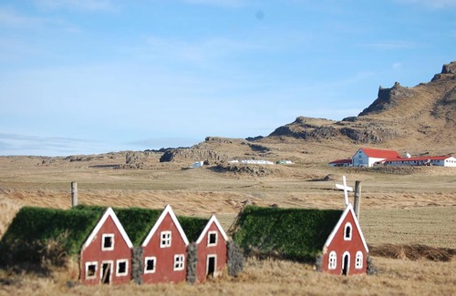 Hvalfjarðarsveit House | Móar guesthouse