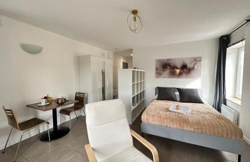 Woippy Apartment | M 102 Studio calme et chaleureux proche Metz