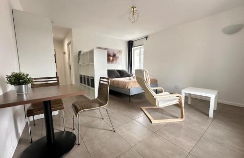 Woippy Apartment | M 102 Studio calme et chaleureux proche Metz