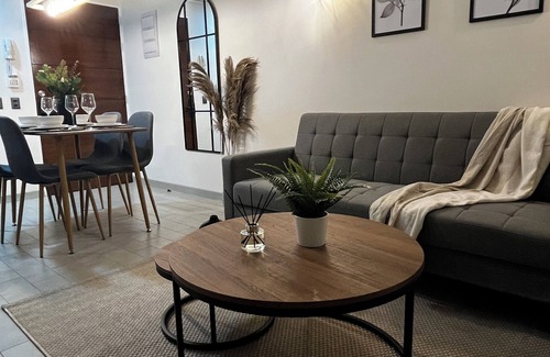 Downtown Santiago Apartment | M&C DZ317