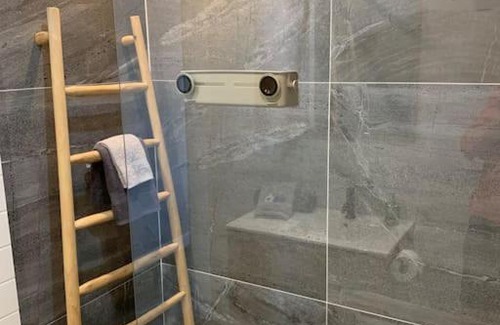 Somerset West Apartment | Maîté Iphupho